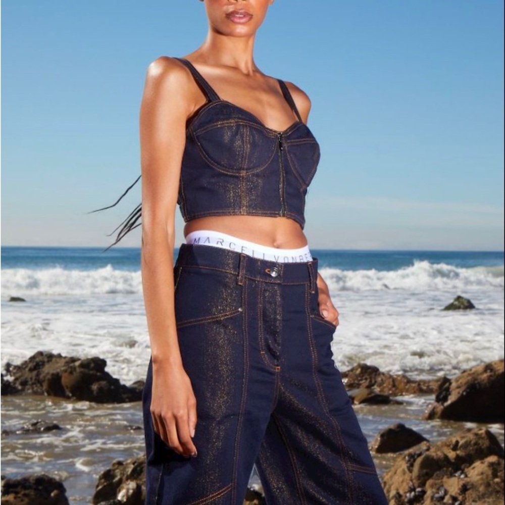 Stylish Navy Crop Top and Pants Set